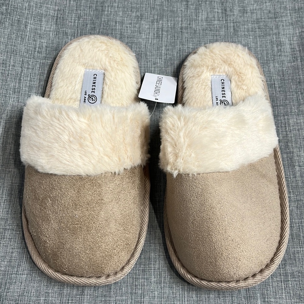 NWT-Chinese Laundry Los Angeles Faux Fur Slippers